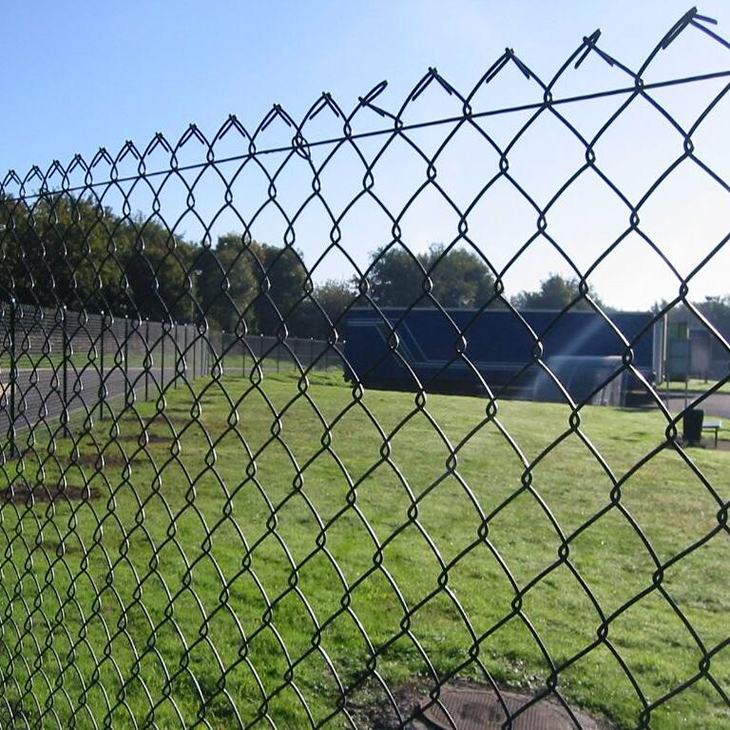 PVC Kaplı Zincir Bağlantı Örgüsü spor sahası çiti elmas tel örgü çit