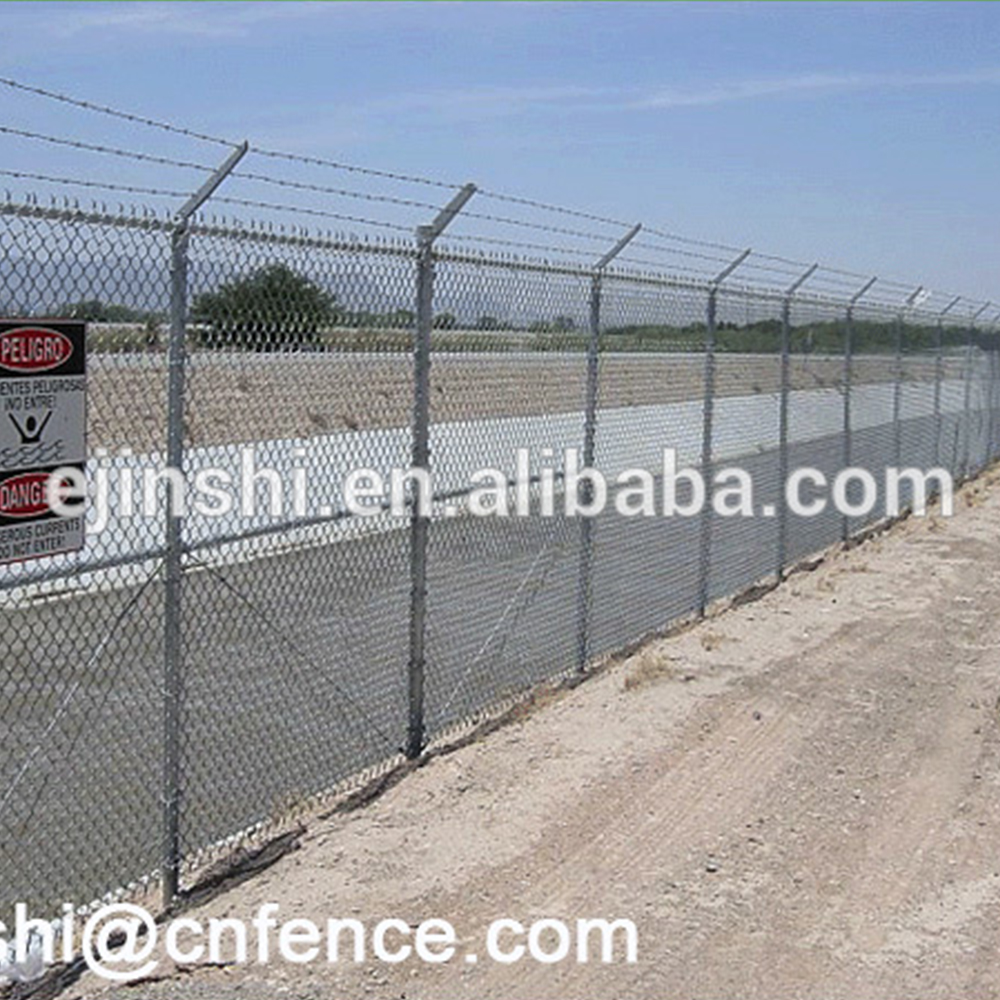 Letiskový plot s výškou 3 m Zváraný drôtený plot s ostnatým drôtom Concertina