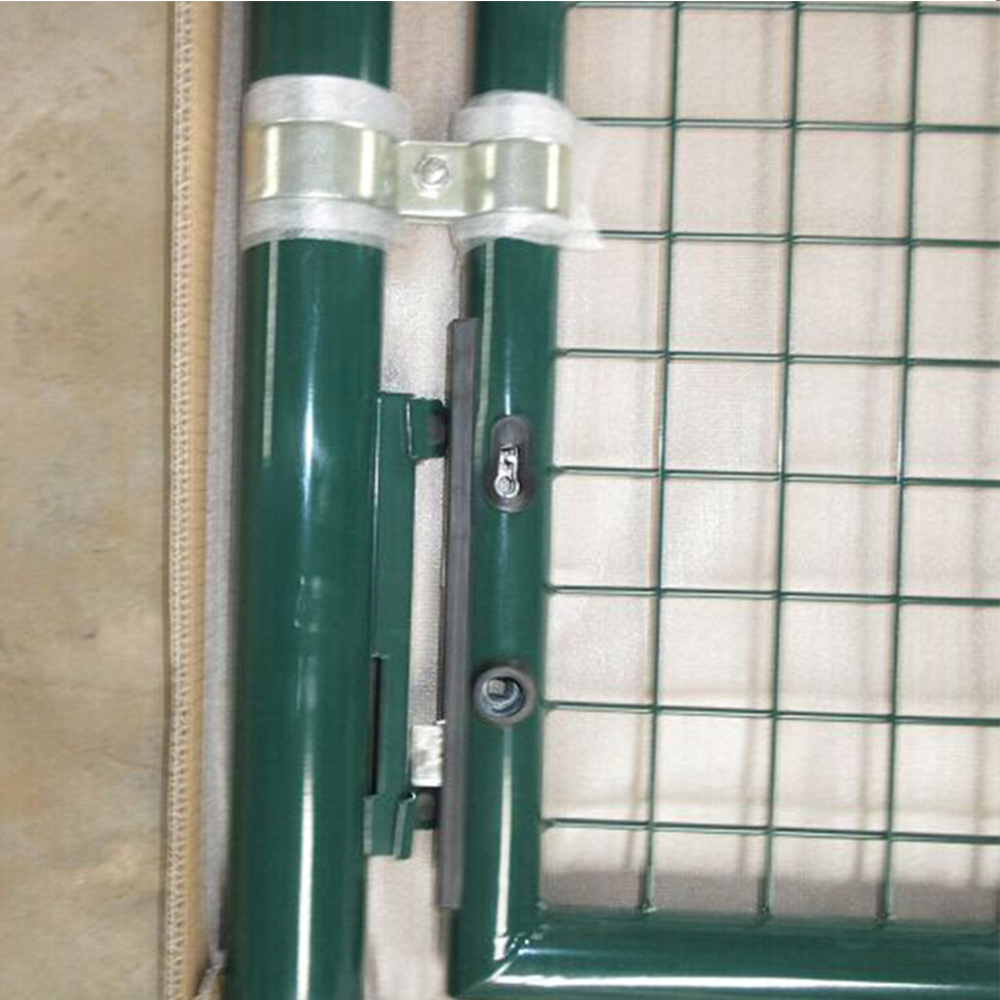 Цайрдсан болон PVC бүрээстэй төмөр тортой цэцэрлэгийн төмөр хаалга